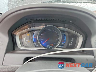 Zdjęcie 9 z 13 samochodu: 2016 VOLVO XC60 T6 R-DESIGN VIN:YV449MRS7G2869158 - miniatura
