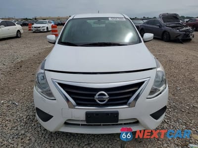 Piąte zdjęcie samochodu w środku: 2019 NISSAN VERSA SV VIN:3N1CN7AP4KL850788 - miniatura