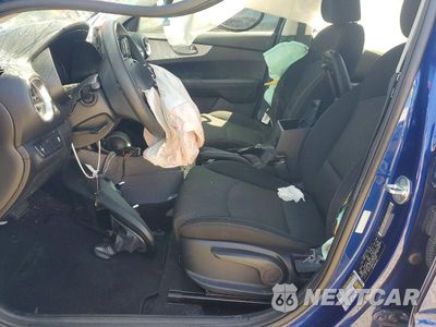 Zdjęcie 7 z 12 samochodu: 2023 KIA FORTE LXS VIN:3KPF24AD2PE530954 - miniatura