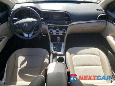Zdjęcie 8 z 12 samochodu: 2019 HYUNDAI ELANTRA SE VIN:KMHD74LF3KU753887 - miniatura