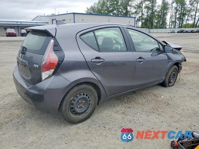 Trzecie zdjęcie samochodu z tyłu: 2015 TOYOTA PRIUS C TWO VIN:JTDKDTB3XF1111471 - miniatura