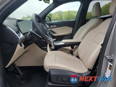 Zdjęcie 7 z 13 samochodu: 2024 BMW X1 XDRIVE28I VIN:WBX73EF09R5Y41523 - miniatura