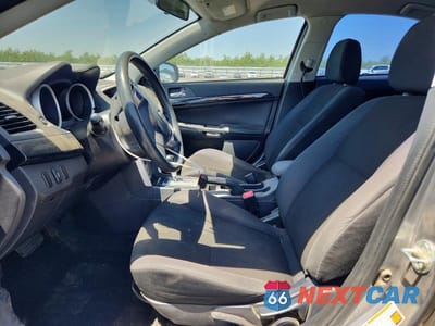 Zdjęcie 7 z 12 samochodu: 2016 MITSUBISHI LANCER ES VIN:JA32U2FU2GU002109 - miniatura