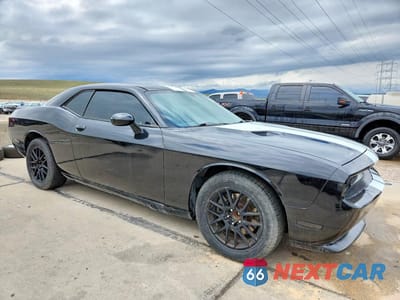 Czwarte zdjęcie samochodu z boku: 2012 DODGE CHALLENGER SXT VIN:2C3CDYAG1CH186454 - miniatura