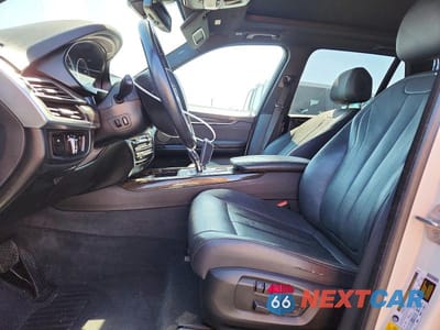 Zdjęcie 7 z 13 samochodu: 2017 BMW X5 XDRIVE35I VIN:5UXKR0C30H0X81603 - miniatura