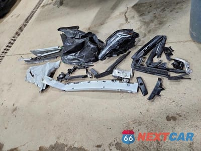 Zdjęcie 12 z 13 samochodu: 2021 BMW 530 XI VIN:WBA13BJ04MCF15335 - miniatura