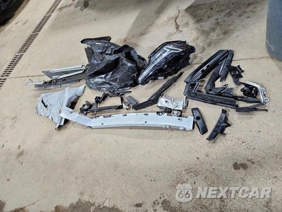 Zdjęcie 12 z 13 samochodu: 2021 BMW 530 XI VIN:WBA13BJ04MCF15335 - miniatura