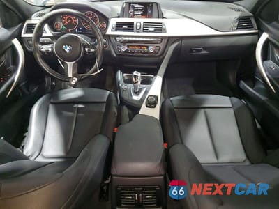 Zdjęcie 8 z 12 samochodu: 2015 BMW 320 I VIN:WBA3B1G56FNT04957 - miniatura