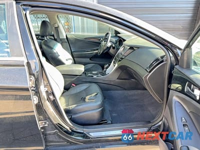 Piąte zdjęcie samochodu w środku: 2014 HYUNDAI SONATA LIMITED VIN:5NPEC4AC9EH843119 - miniatura