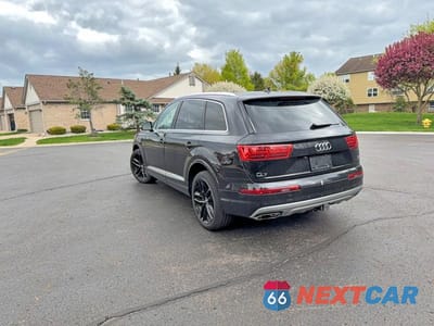 Trzecie zdjęcie samochodu z tyłu: 2018 AUDI Q7 PRESTIGE VIN:WA1VAAF75JD021802 - miniatura