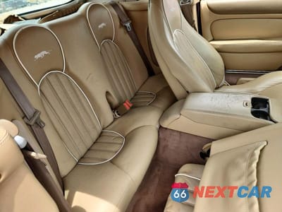 Zdjęcie 10 z 12 samochodu: 1998 JAGUAR XK8 VIN:SAJGX224XWC026944 - miniatura