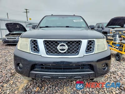 Piąte zdjęcie samochodu w środku: 2011 NISSAN PATHFINDER S VIN:5N1AR1NN1BC616369 - miniatura
