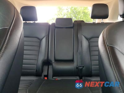 Zdjęcie 10 z 13 samochodu: 2018 FORD EDGE SEL VIN:2FMPK4J97JBC09387 - miniatura