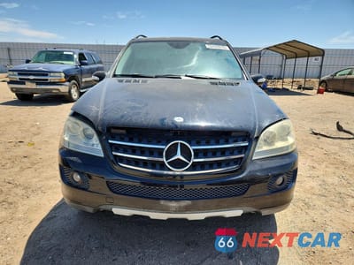 Piąte zdjęcie samochodu w środku: 2006 MERCEDES-BENZ ML 350 VIN:4JGBB86E36A027826 - miniatura