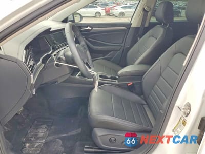 Zdjęcie 7 z 12 samochodu: 2023 VOLKSWAGEN JETTA SE VIN:3VW7M7BU7PM059031 - miniatura
