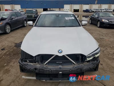 Piąte zdjęcie samochodu w środku: 2019 BMW 330XI VIN:WBA5R7C50KAJ87486 - miniatura