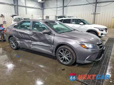 Czwarte zdjęcie samochodu z boku: 2015 TOYOTA CAMRY XSE V6 VIN:4T1BK1FK6FU555663 - miniatura