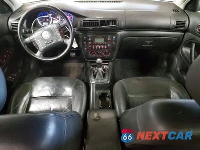 Zdjęcie 8 z 12 samochodu: 2003 VOLKSWAGEN PASSAT GLS VIN:WVWPD63B43P387974 - miniatura