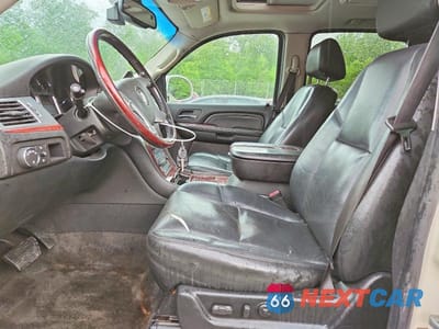 Zdjęcie 7 z 13 samochodu: 2007 CADILLAC ESCALADE LUXURY VIN:1GYFK63897R143859 - miniatura