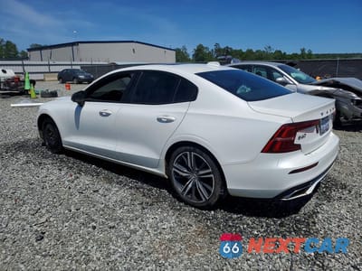 Drugie zdjęcie samochodu z przodu: 2021 VOLVO S60 T5 R-DESIGN VIN:7JR102FM9MG092489 - miniatura