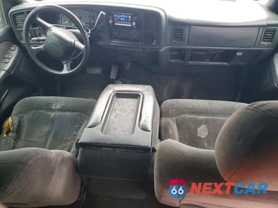 Zdjęcie 8 z 12 samochodu: 2002 CHEVROLET SILVERADO K1500 VIN:1GCEK19T32Z104788 - miniatura