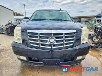 Piąte zdjęcie samochodu w środku: 2008 CADILLAC ESCALADE ESV VIN:1GYFK66858R236181 - miniatura
