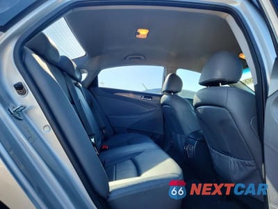 Zdjęcie 10 z 12 samochodu: 2012 HYUNDAI SONATA HYBRID VIN:KMHEC4A45CA031244 - miniatura
