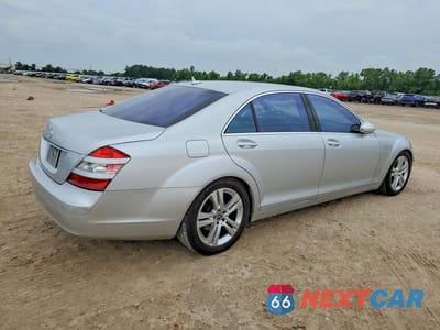 Trzecie zdjęcie samochodu z tyłu: 2007 MERCEDES-BENZ S 550 VIN:WDDNG71XX7A143506 - miniatura