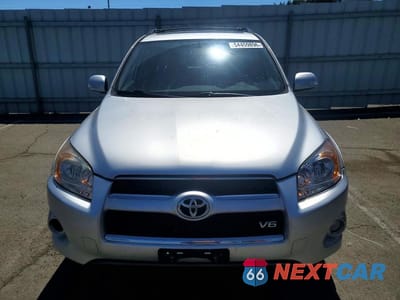 Piąte zdjęcie samochodu w środku: 2011 TOYOTA RAV4 LIMITED VIN:2T3DK4DV5BW054109 - miniatura