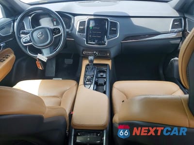 Zdjęcie 8 z 13 samochodu: 2019 VOLVO XC90 T6 MOMENTUM VIN:YV4A22PK0K1456978 - miniatura