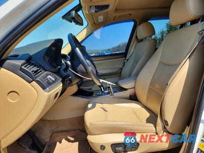 Zdjęcie 7 z 13 samochodu: 2013 BMW X3 XDRIVE28I VIN:5UXWX9C54D0A17330 - miniatura