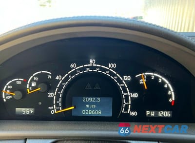 Zdjęcie 8 z 10 samochodu: 2002 MERCEDES-BENZ CL 500 VIN:WDBPJ75J12A028536 - miniatura