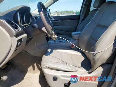 Zdjęcie 7 z 13 samochodu: 2011 JEEP GRAND CHEROKEE LAREDO VIN:1J4RR4GG4BC543340 - miniatura