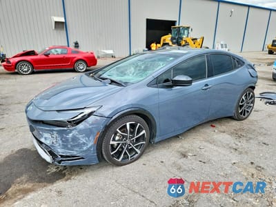 2024 TOYOTA PRIUS PRIME XSE JTDACACUXR3037861 - główne zdjęcie licytacji z USA - miniatura