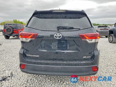 Zdjęcie 6 z 12 samochodu: 2019 TOYOTA HIGHLANDER SE VIN:5TDJZRFH7KS606469 - miniatura