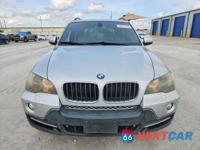 Piąte zdjęcie samochodu w środku: 2009 BMW X5 XDRIVE30I VIN:5UXFE43559L265923 - miniatura