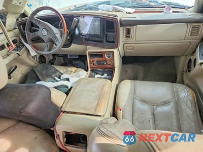 Zdjęcie 8 z 14 samochodu: 2005 CADILLAC ESCALADE LUXURY VIN:1GYEK63N05R127791 - miniatura