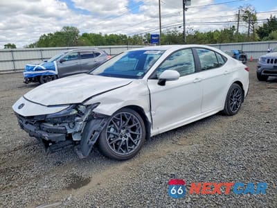 2025 TOYOTA CAMRY SE 4T1DBADK2SU034364 - główne zdjęcie licytacji z USA - miniatura