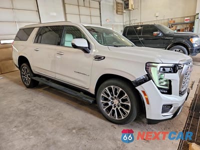 Czwarte zdjęcie samochodu z boku: 2025 GMC YUKON XL DENALI VIN:1GKS2JRL1SR285445 - miniatura