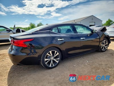 Trzecie zdjęcie samochodu z tyłu: 2016 NISSAN MAXIMA 3.5 S VIN:1N4AA6AP6GC388155 - miniatura