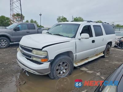 2003 CHEVROLET SUBURBAN C1500 3GNEC16Z33G128748 - główne zdjęcie licytacji z USA - miniatura