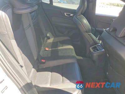 Zdjęcie 10 z 12 samochodu: 2021 VOLVO S60 T5 R-DESIGN VIN:7JR102FM9MG092489 - miniatura