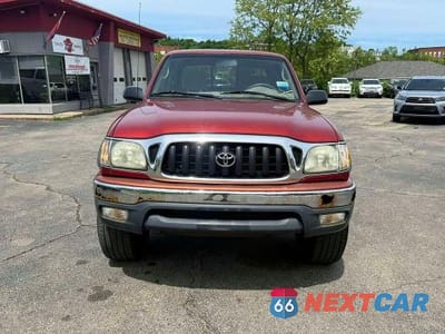 Zdjęcie 6 z 11 samochodu: 2002 TOYOTA TACOMA XTRACAB VIN:5TEWN72N52Z895629 - miniatura