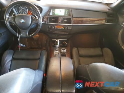 Zdjęcie 8 z 12 samochodu: 2013 BMW X5 XDRIVE50I VIN:5UXZV8C56D0C14691 - miniatura