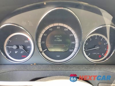 Zdjęcie 9 z 12 samochodu: 2010 MERCEDES-BENZ C 300 VIN:WDDGF5EBXAA404641 - miniatura