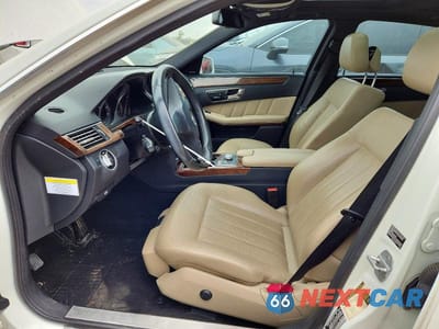 Zdjęcie 7 z 12 samochodu: 2011 MERCEDES-BENZ E 550 4MATIC VIN:WDDHF9AB2BA502324 - miniatura