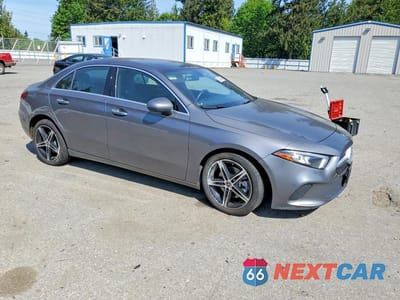 Czwarte zdjęcie samochodu z boku: 2022 MERCEDES-BENZ A 220 VIN:W1K3G4EB7NJ363557 - miniatura