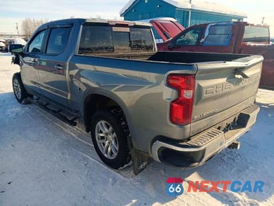 Drugie zdjęcie samochodu z przodu: 2020 CHEVROLET SILVERADO K1500 LT VIN:3GCUYDED7LG231197 - miniatura