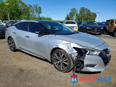 Czwarte zdjęcie samochodu z boku: 2017 NISSAN MAXIMA 3.5 SL VIN:1N4AA6AP6HC411340 - miniatura
