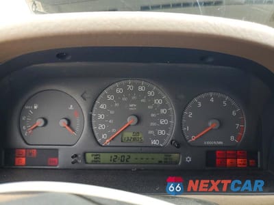 Zdjęcie 9 z 12 samochodu: 2000 VOLVO V70 XC VIN:YV1LZ56D0Y2726283 - miniatura